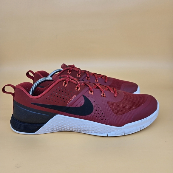Nike Metcon 1 Gym Red Men's Flywire Cross Training Crossfit Shoes Size 11.5 - Picture 3 of 8
